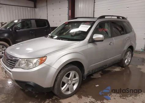 2010 Subaru Forester 2.5X Premium z USA, uszkodzony, nr VIN JF2SH6CC5AH710879